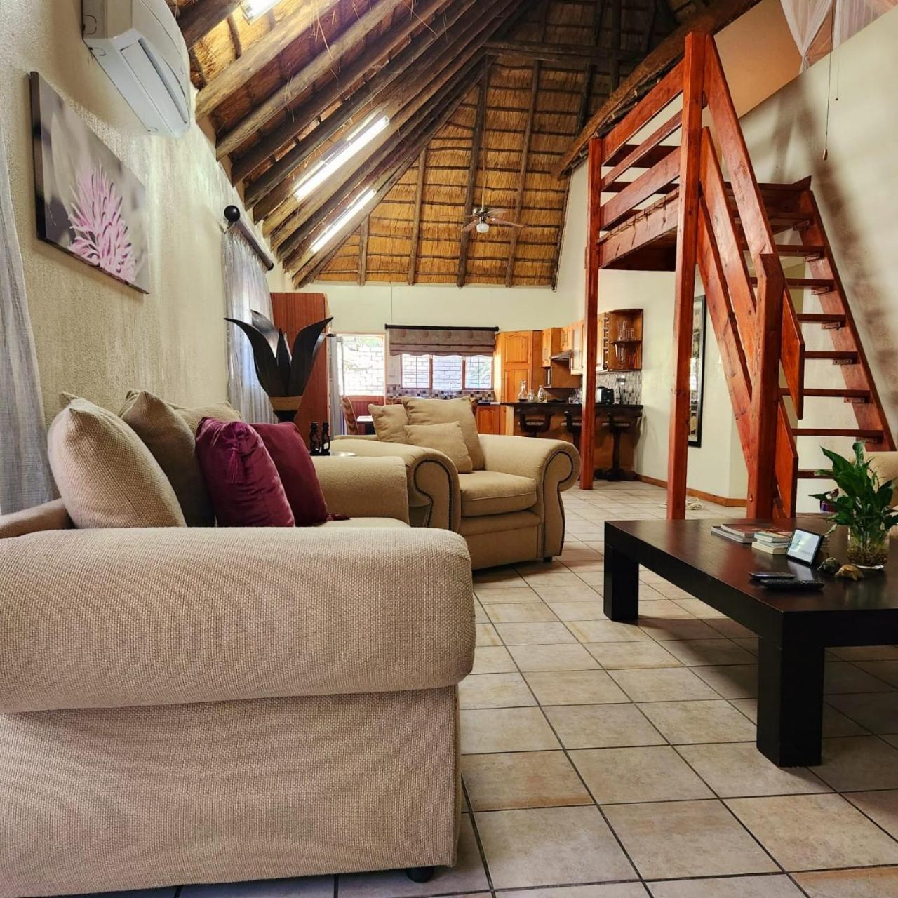 Orange Gecko Cottage Палаборва Екстериор снимка